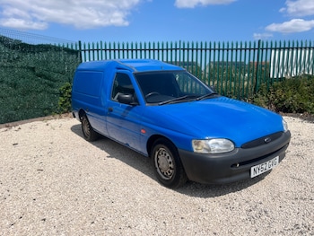 Used Ford Escort 2002 for sale - 79262178: Photo