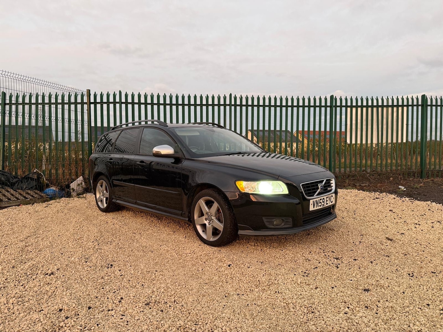 Used Volvo V50 2009 for sale - 76603028: Photo 2