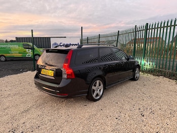 Used Volvo V50 2009 for sale - 76603028: Photo
