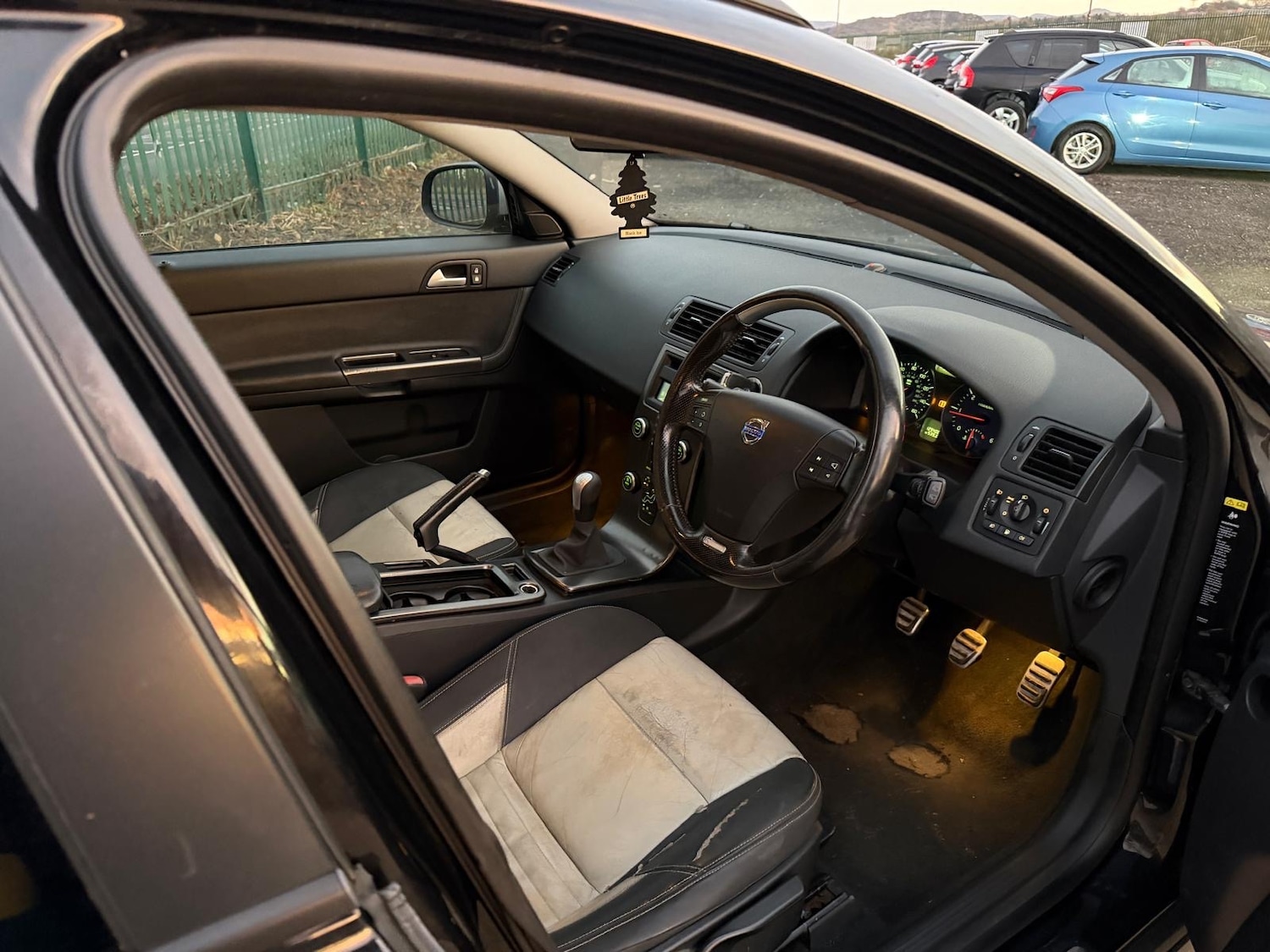 Used Volvo V50 2009 for sale - 76603028: Photo 5