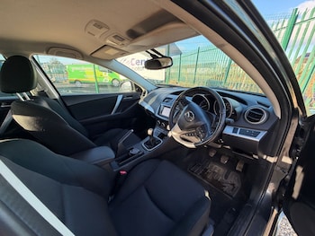 Used Mazda Mazda3 2013 for sale - 76626448: Photo