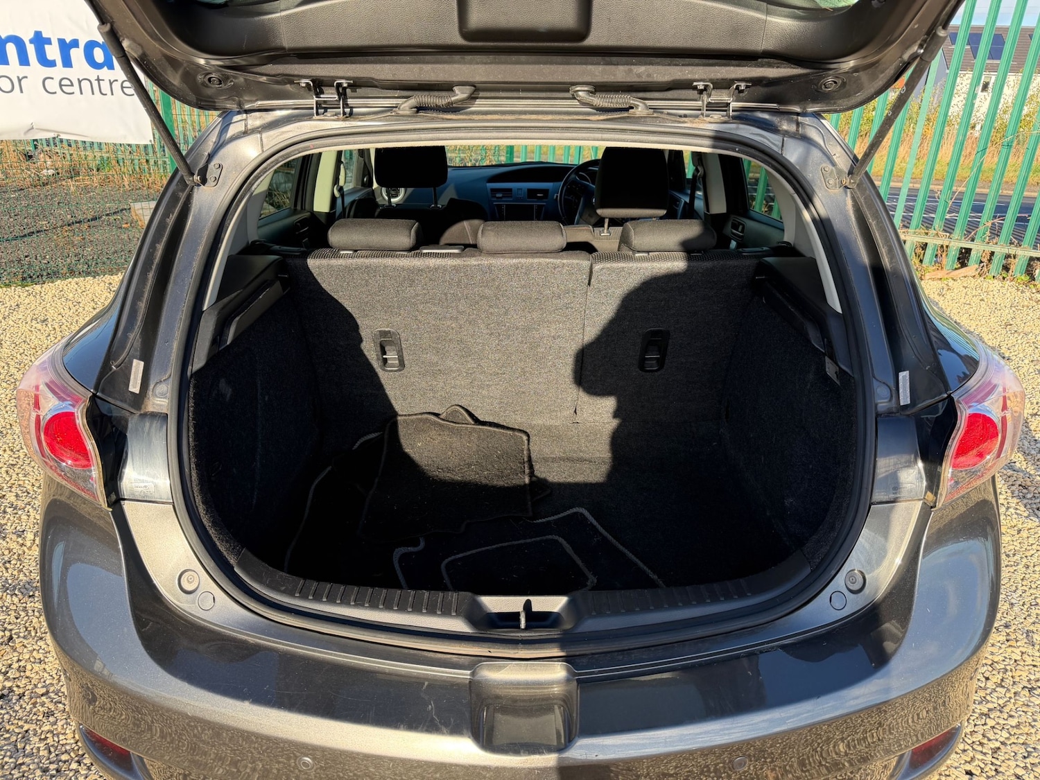 Used Mazda Mazda3 2013 for sale - 76626448: Photo 8