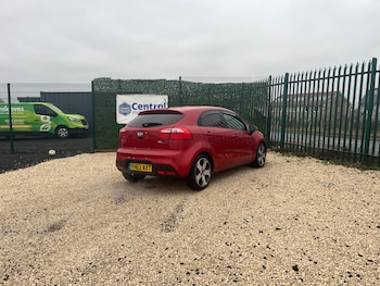 Used Kia Rio 2013 for sale - 77504136: Photo