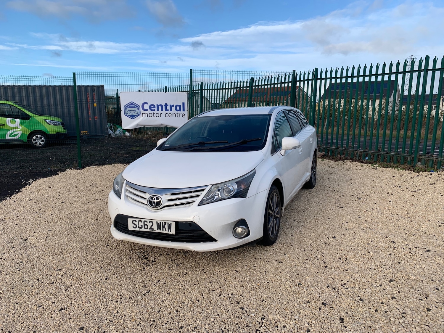 Used Toyota Avensis 2012 for sale - 76748969: Photo 1