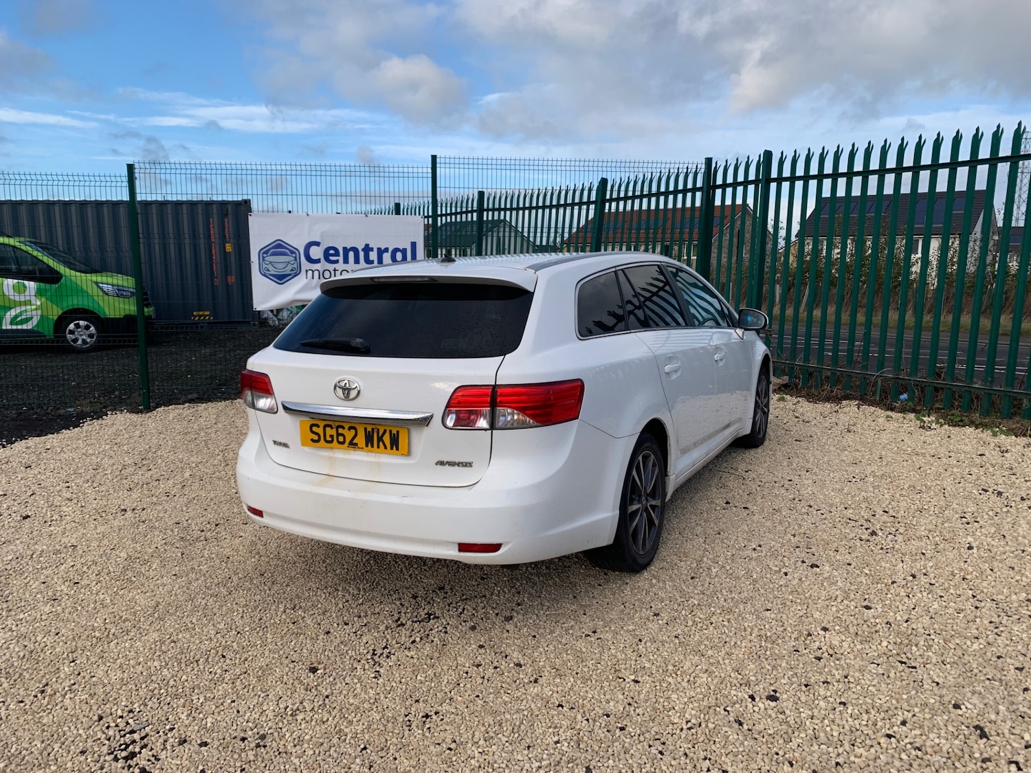 Used Toyota Avensis 2012 for sale - 76748969: Photo 3
