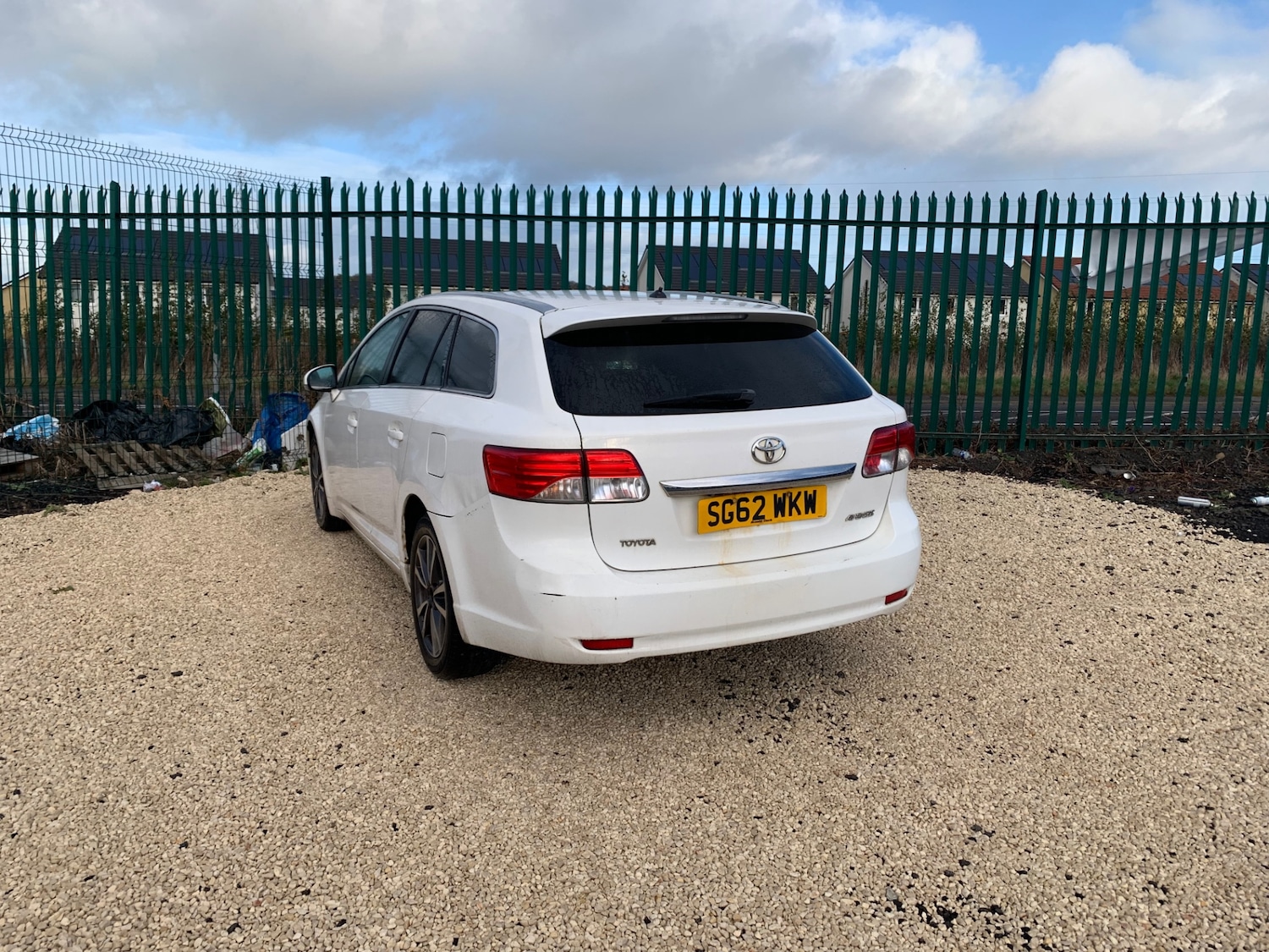 Used Toyota Avensis 2012 for sale - 76748969: Photo 4