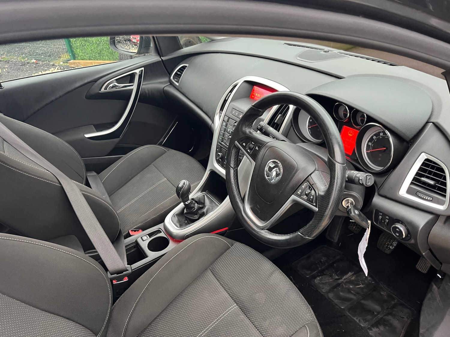 Used Vauxhall Astra 2010 for sale - 77502828: Photo 5