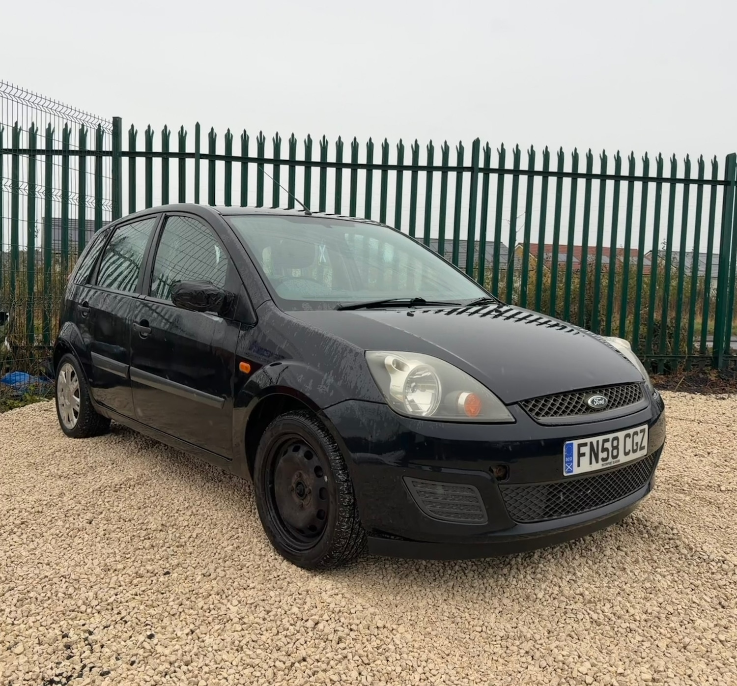 Used Ford Fiesta 2009 for sale - 76365243: Photo 2