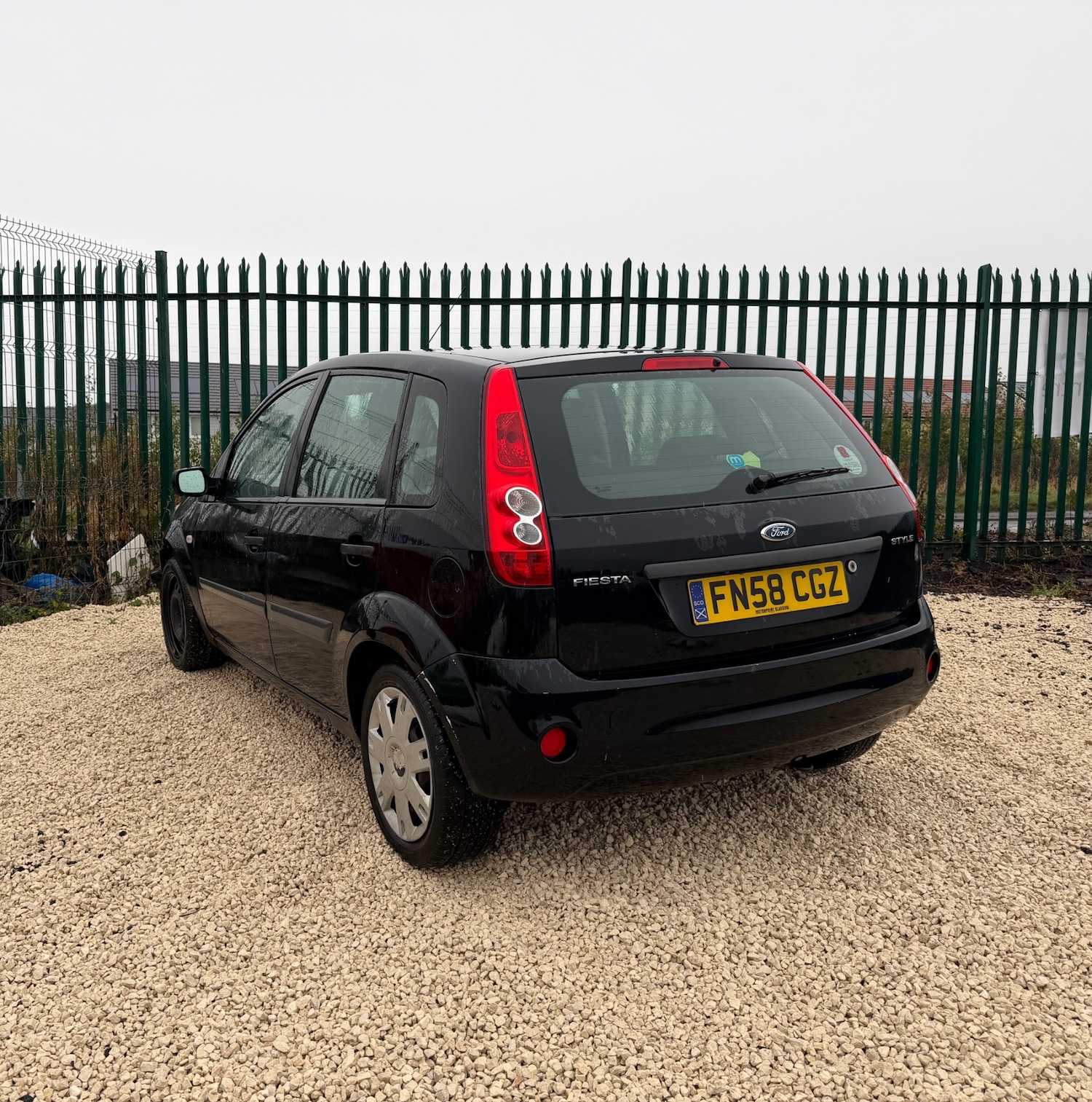 Used Ford Fiesta 2009 for sale - 76365243: Photo 3