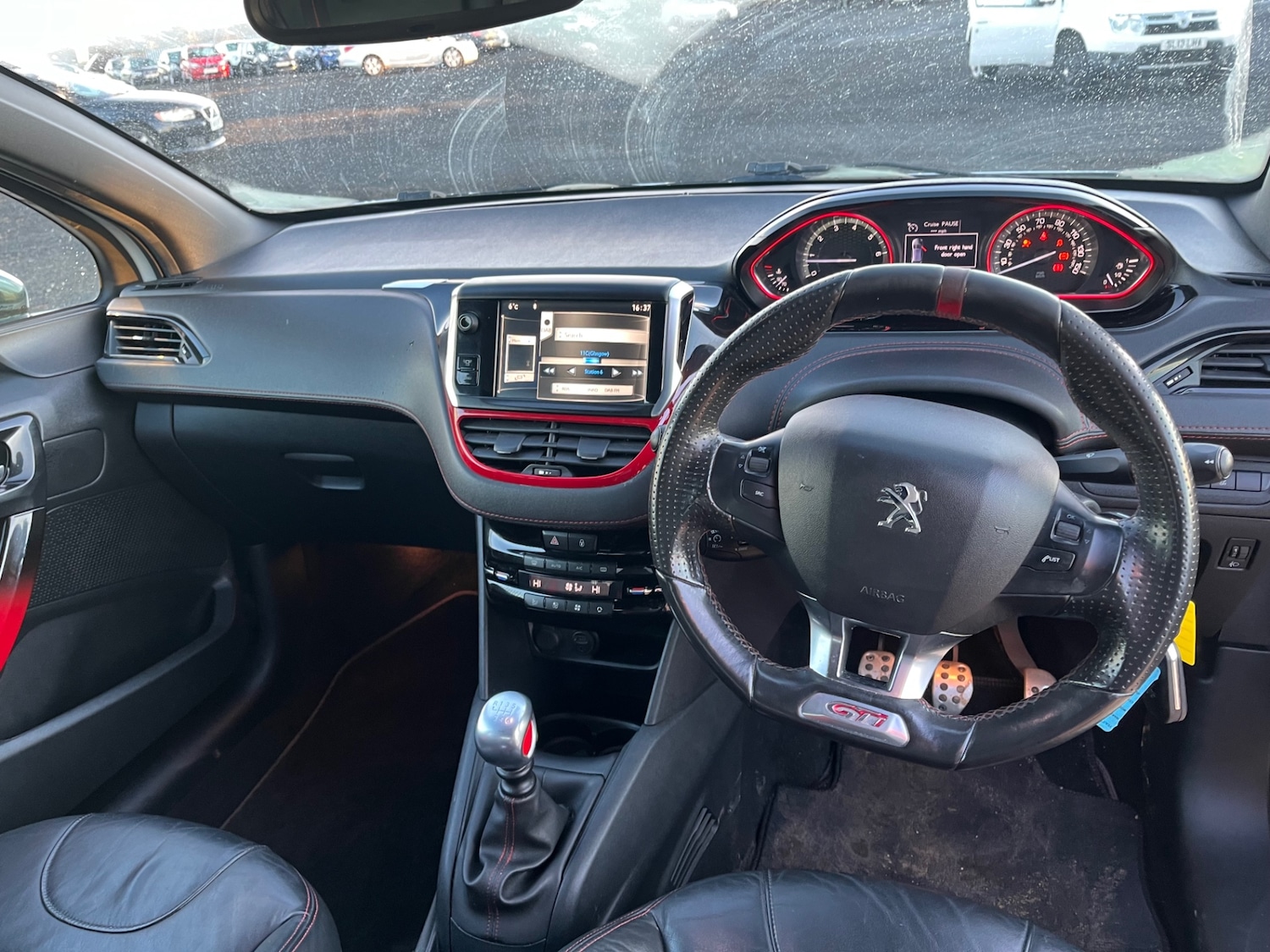 Used Peugeot 208 2013 for sale - 77249047: Photo 6