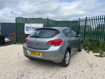 Used Vauxhall Astra 2012 for sale - 78520714: Photo
