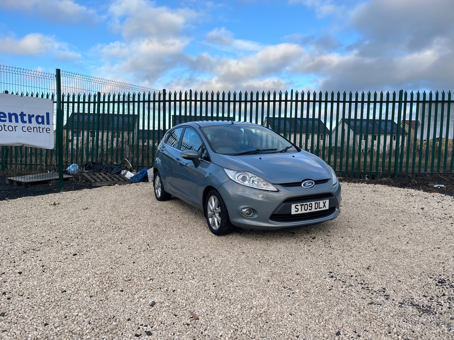 Used Ford Fiesta 2009 for sale - 77210062: Photo 2