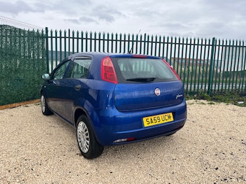 Used Fiat Grande Punto 2009 for sale - 78240277: Photo