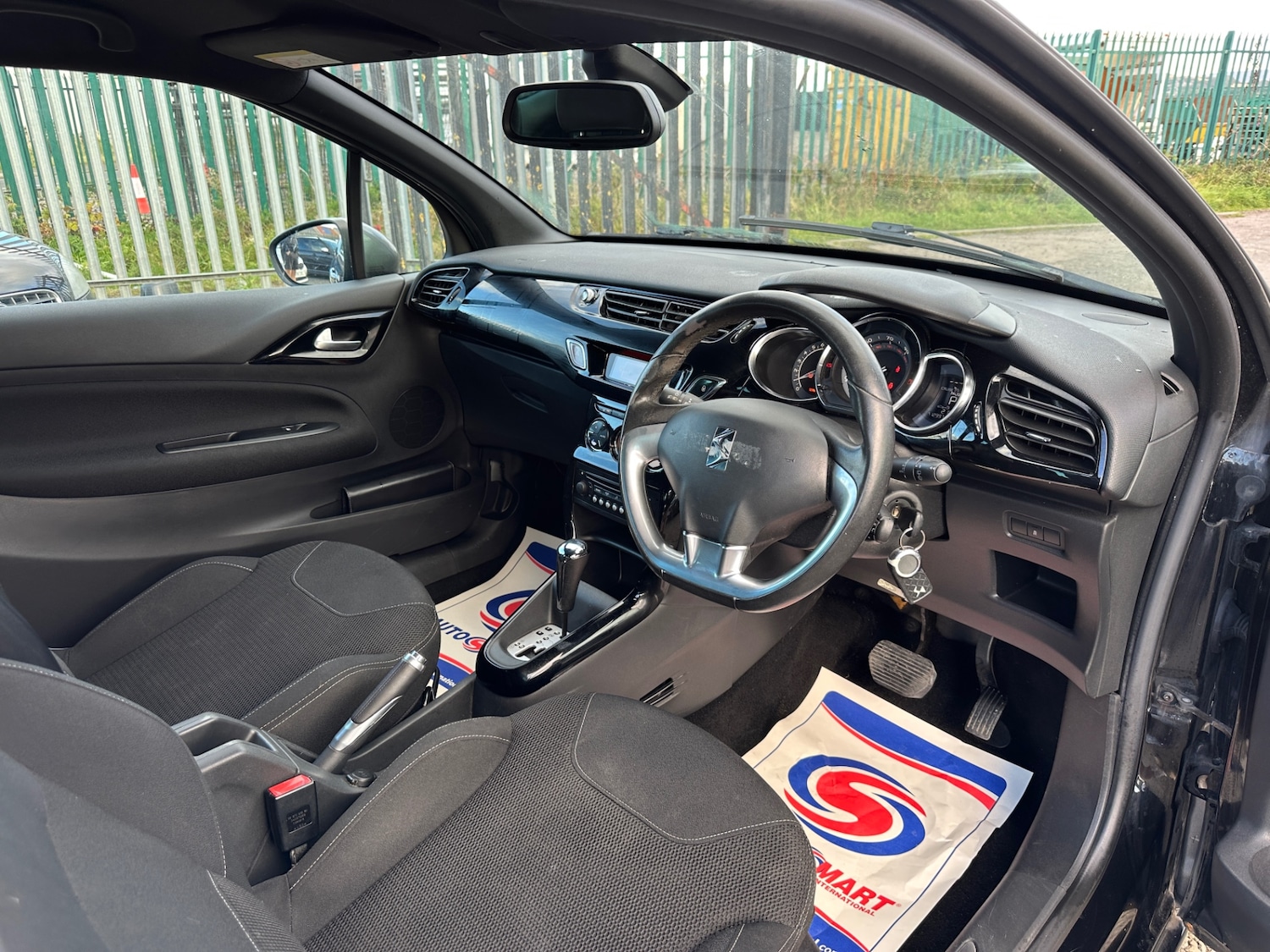 Used Citroen DS3 2015 for sale - 76037160: Photo 5