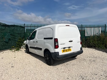 Used Peugeot Partner 2018 for sale - 79639032: Photo