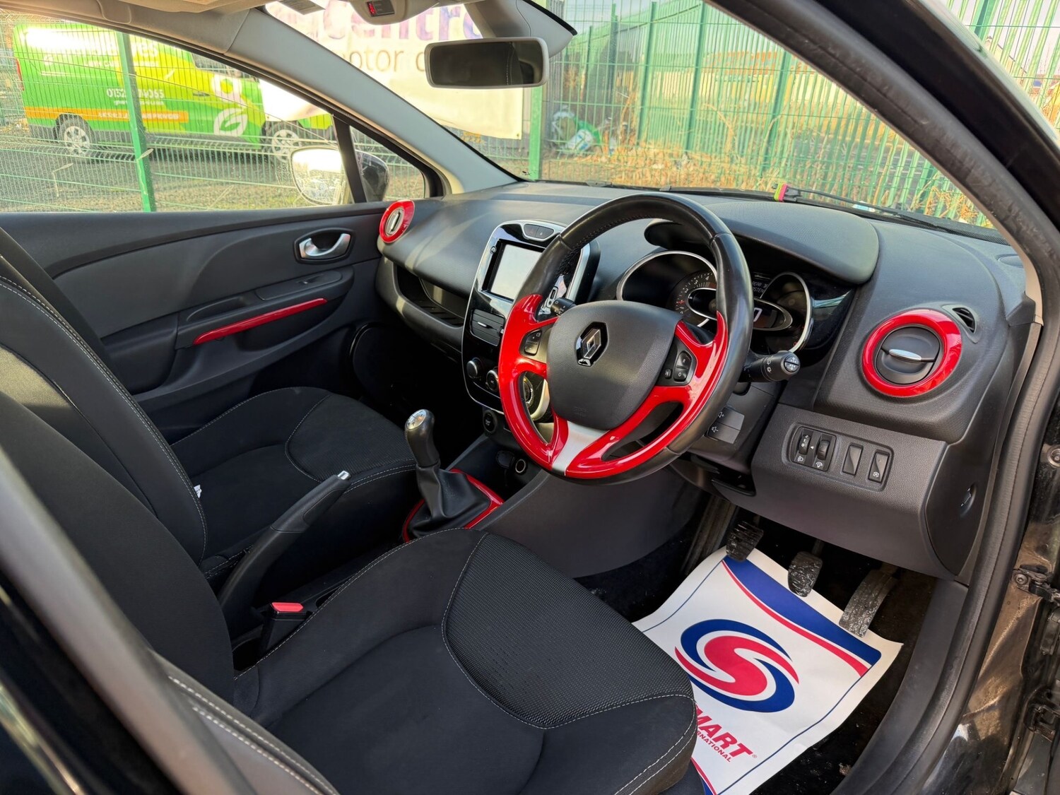 Used Renault Clio 2016 for sale - 77181387: Photo 6