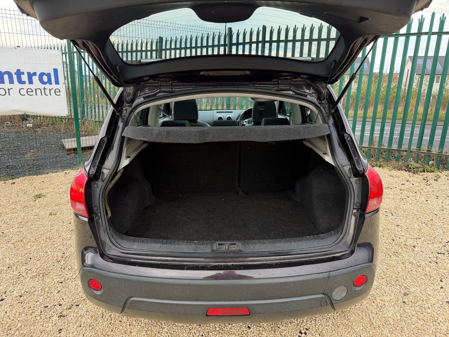 Used Nissan Qashqai 2009 for sale - 76682674: Photo 8