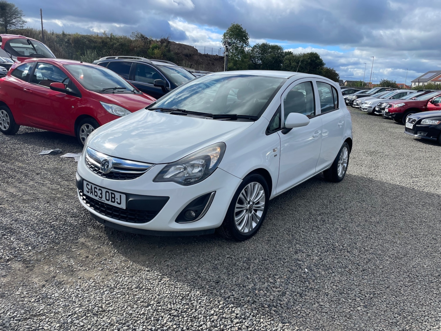 Used Vauxhall Corsa 2013 for sale - 76037297: Photo 2