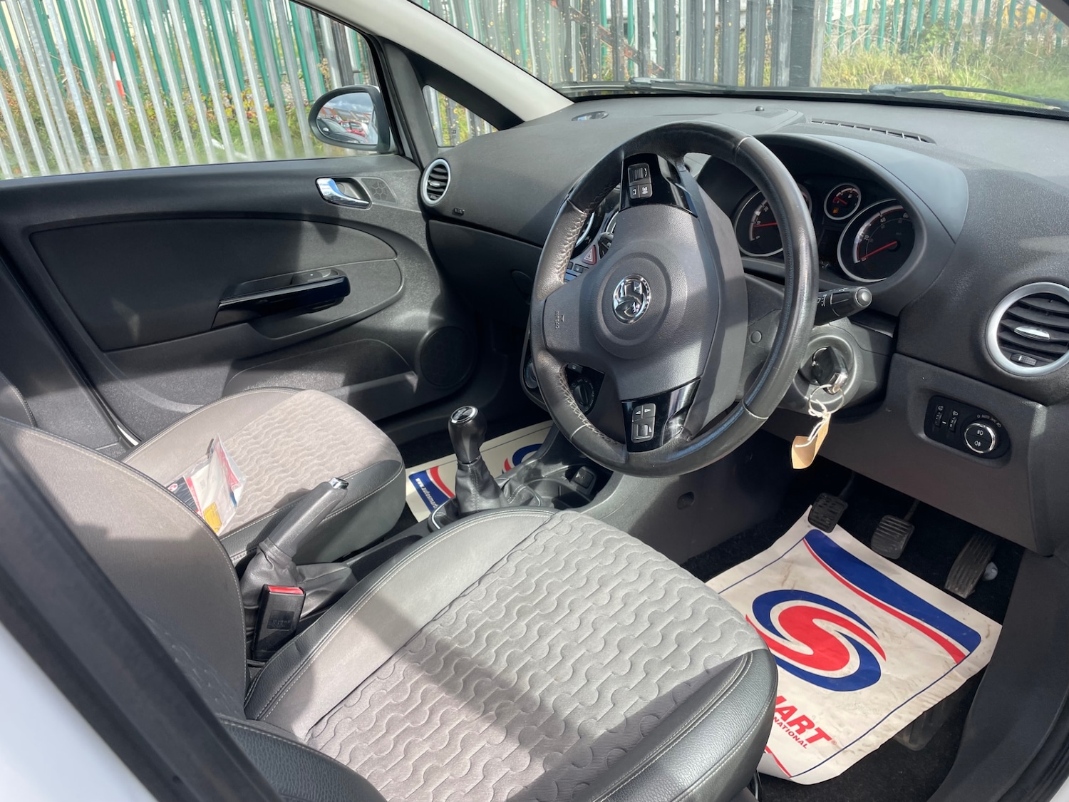 Used Vauxhall Corsa 2013 for sale - 76037297: Photo 5