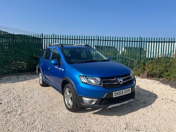 Used Dacia Sandero Stepway 2014 for sale - 79244192: Photo