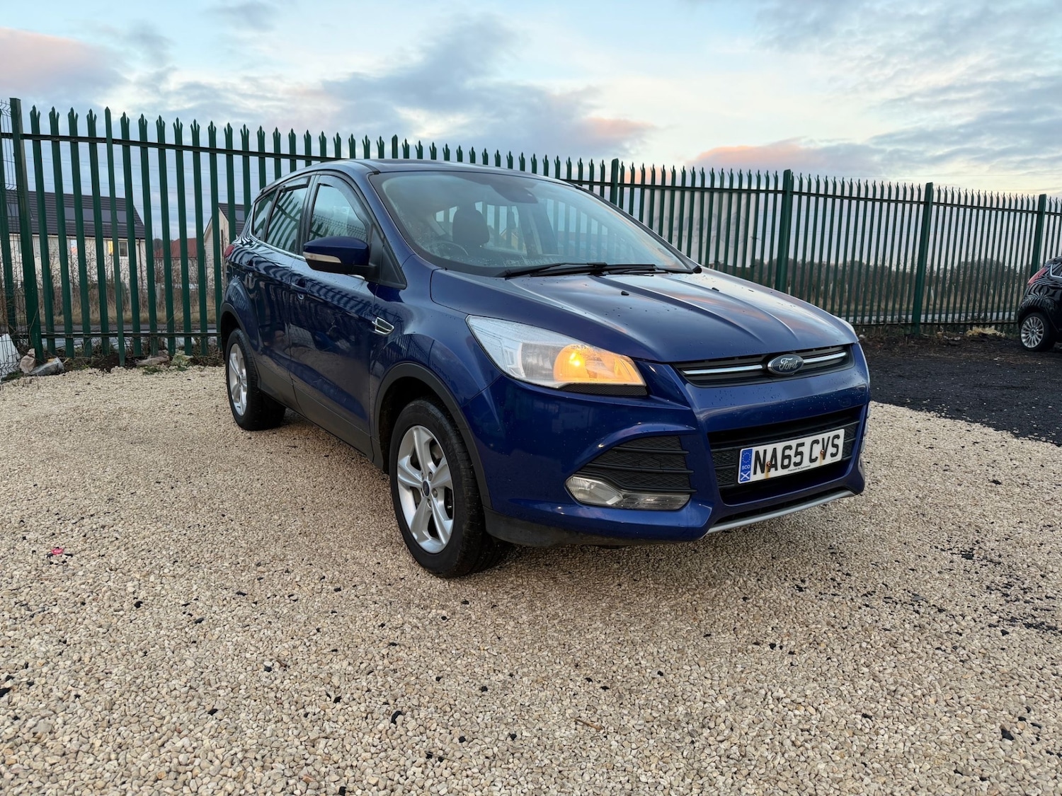 Used Ford Kuga 2015 for sale - 77240356: Photo 2