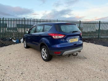 Used Ford Kuga 2015 for sale - 77240356: Photo