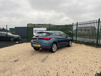 Used Vauxhall Astra 2016 for sale - 77502698: Photo