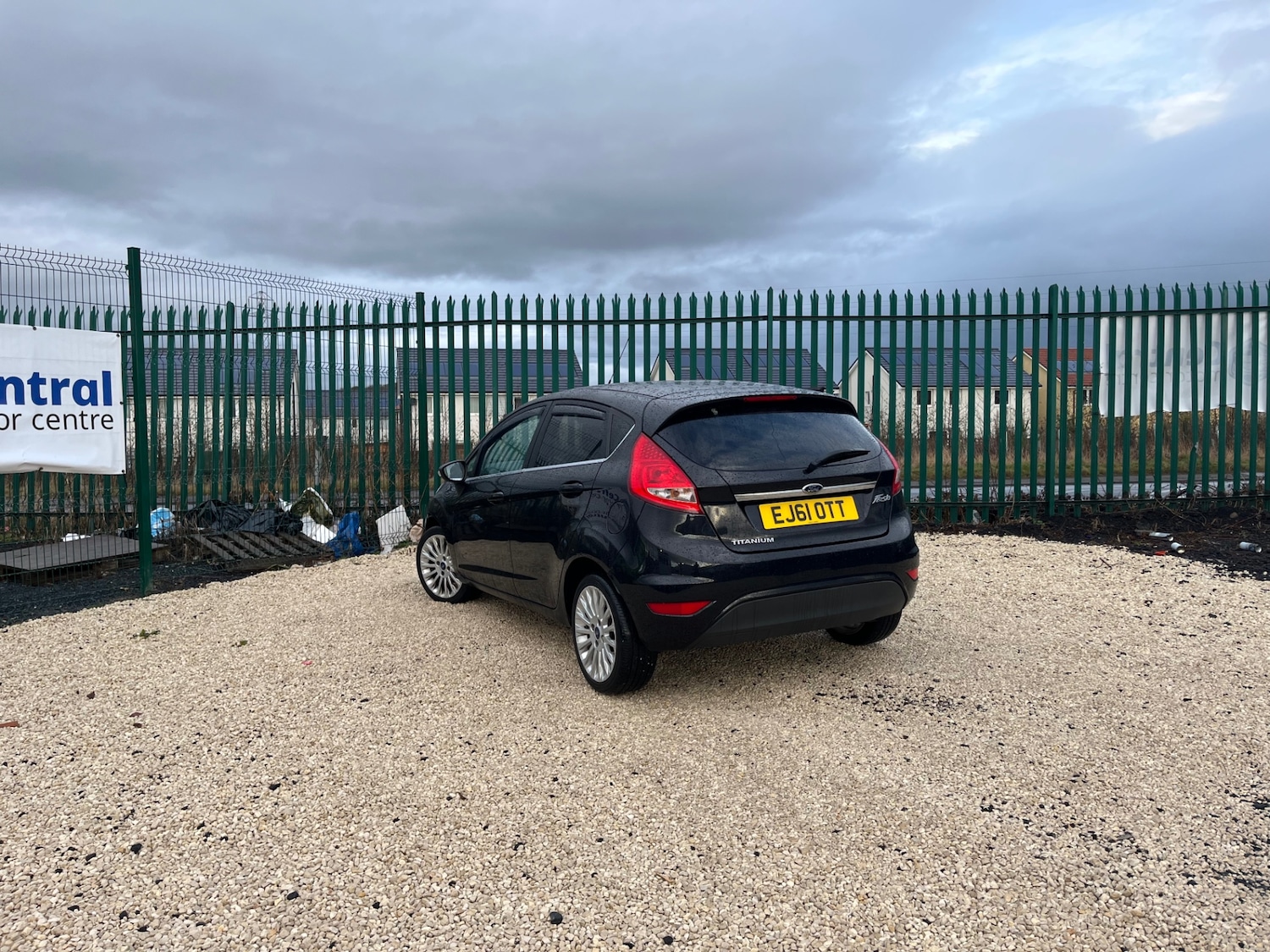 Used Ford Fiesta 2011 for sale - 77240780: Photo 3