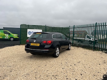 Used Vauxhall Astra 2014 for sale - 77337561: Photo