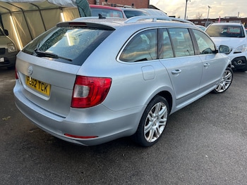 Used Skoda Superb 2012 for sale - 76436226: Photo
