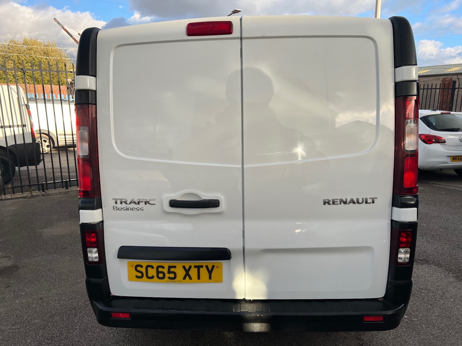 Used Renault Trafic 2015 for sale - 76393486: Photo 9