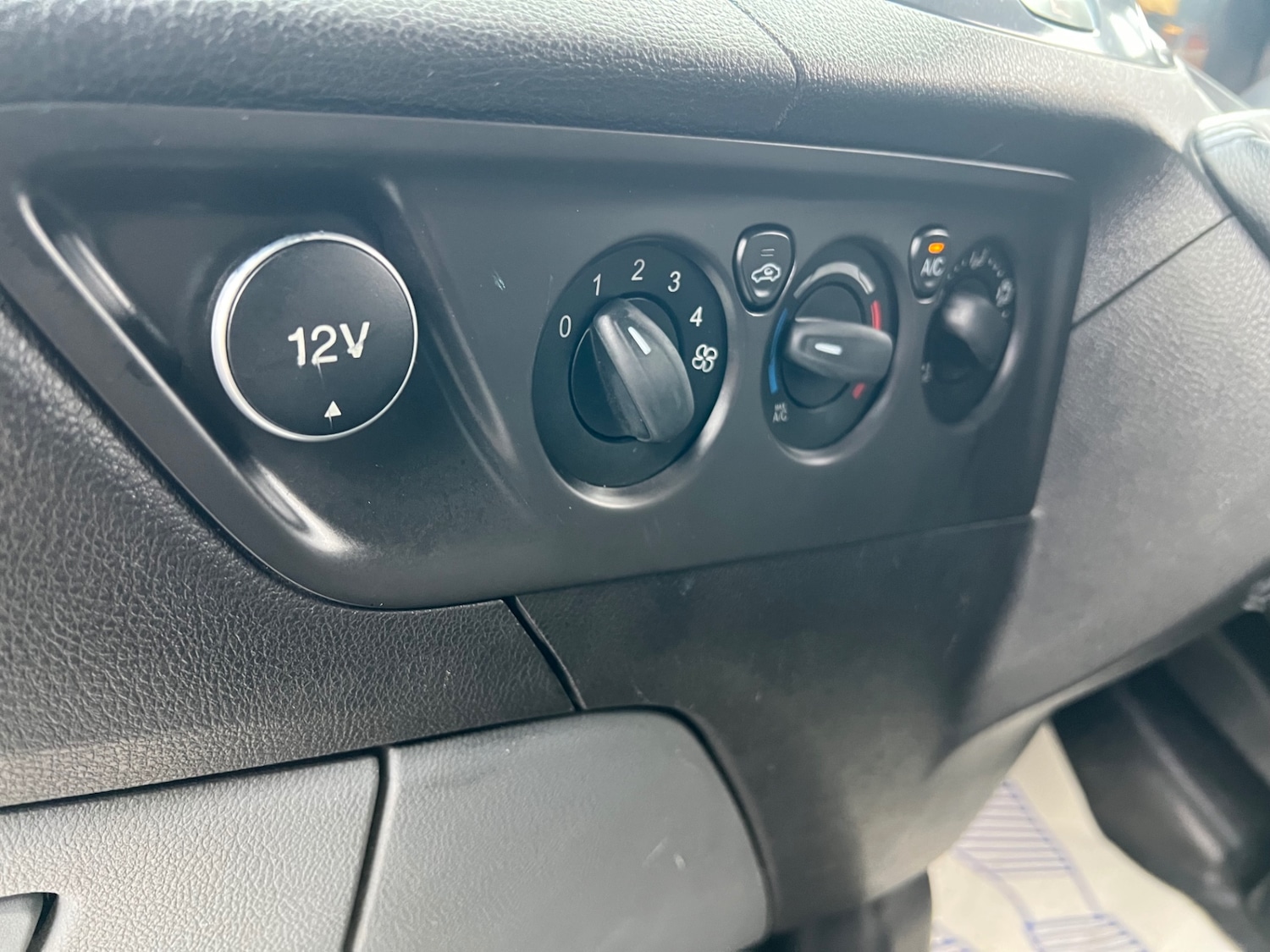 Used Ford Transit Custom 2016 for sale - 77240365: Photo 10