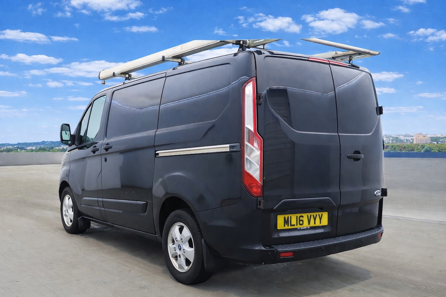 Used Ford Transit Custom 2016 for sale - 77240365: Photo 2