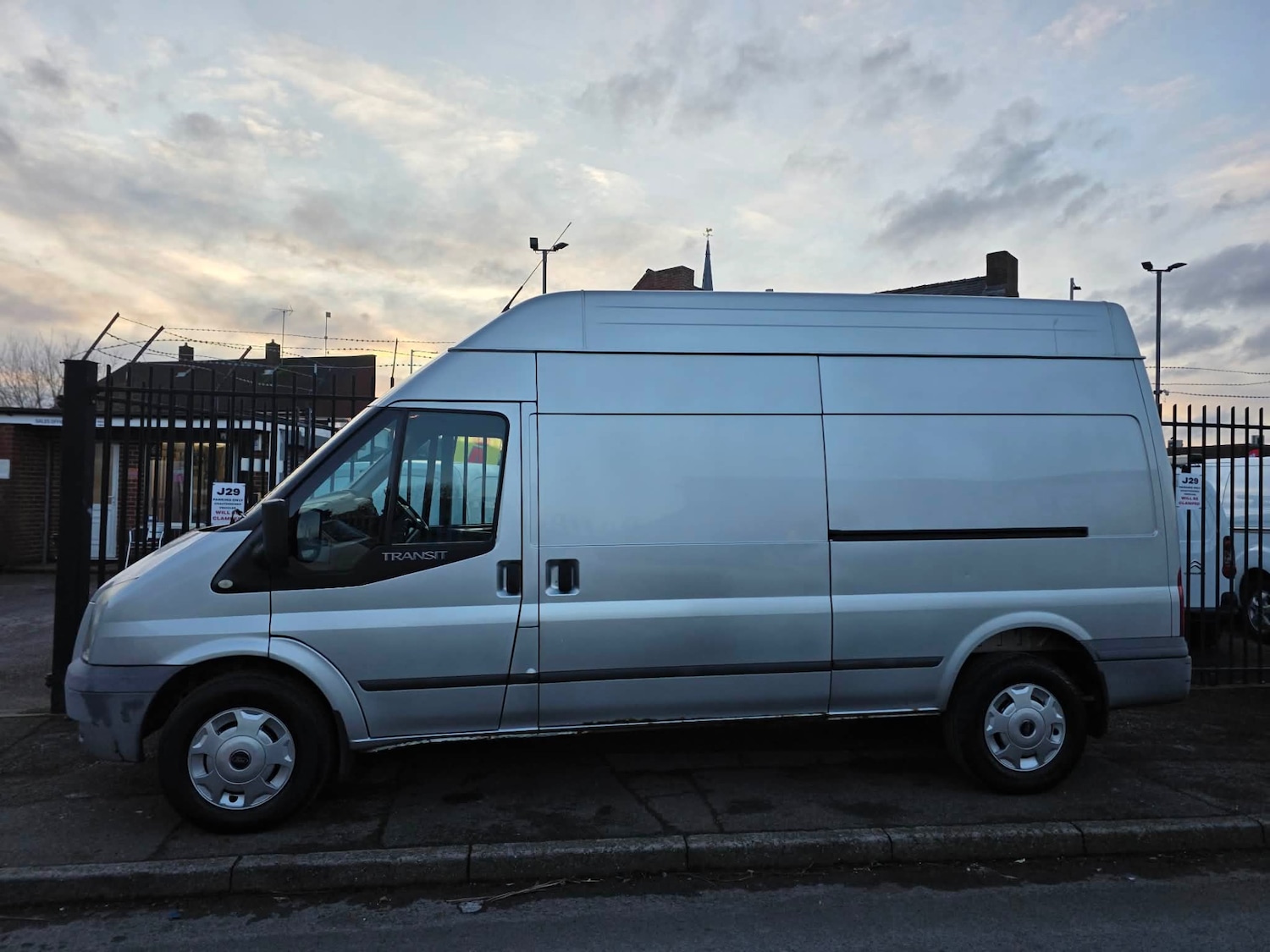 Used Ford Transit 2013 for sale - 77260988: Photo 2