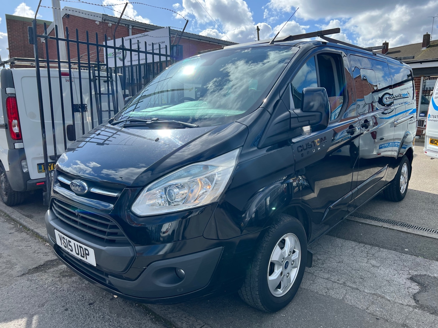 Used Ford Transit Custom 2015 for sale - 77872210: Photo 2