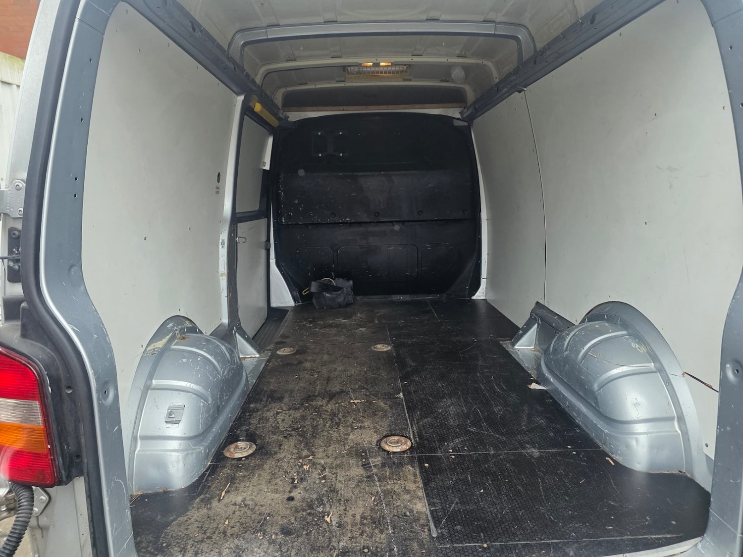 Used Volkswagen Transporter 2006 for sale - 77460047: Photo 5