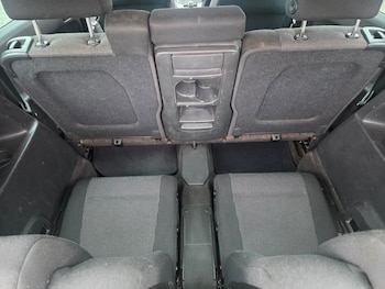 Used Vauxhall Zafira 2011 for sale - 77450623: Photo