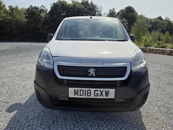 Used Peugeot Partner 2018 for sale - 75568509: Photo