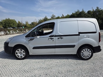 Used Peugeot Partner 2018 for sale - 75568509: Photo