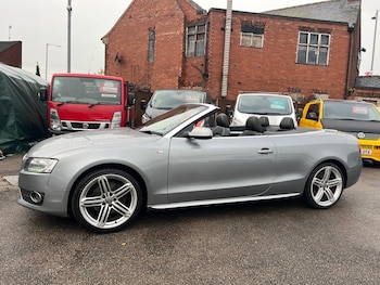 2011 (11) - 2.0T FSI S Line 2dr [Start Stop]
