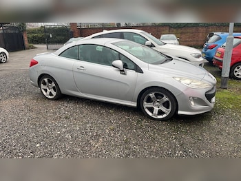 Used Peugeot 308 2010 for sale - 77487011: Photo