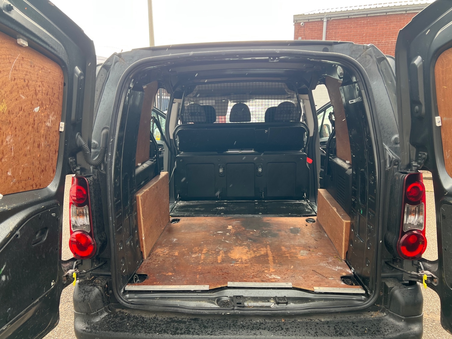 Used Citroen Berlingo 2017 for sale - 76142425: Photo 12