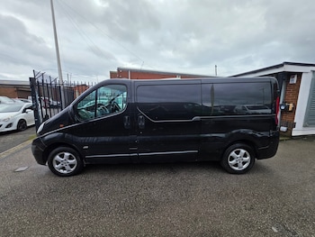 Used Vauxhall Vivaro 2013 for sale - 77702936: Photo