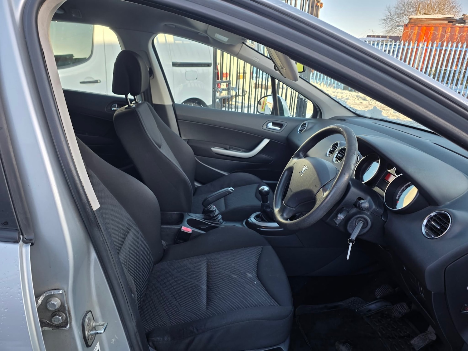 Used Peugeot 308 2009 for sale - 77159377: Photo 7