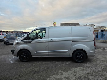 Used Ford Transit Custom 2015 for sale - 76519311: Photo
