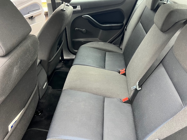 Used Ford Focus 2008 for sale - 76233017: Photo 4
