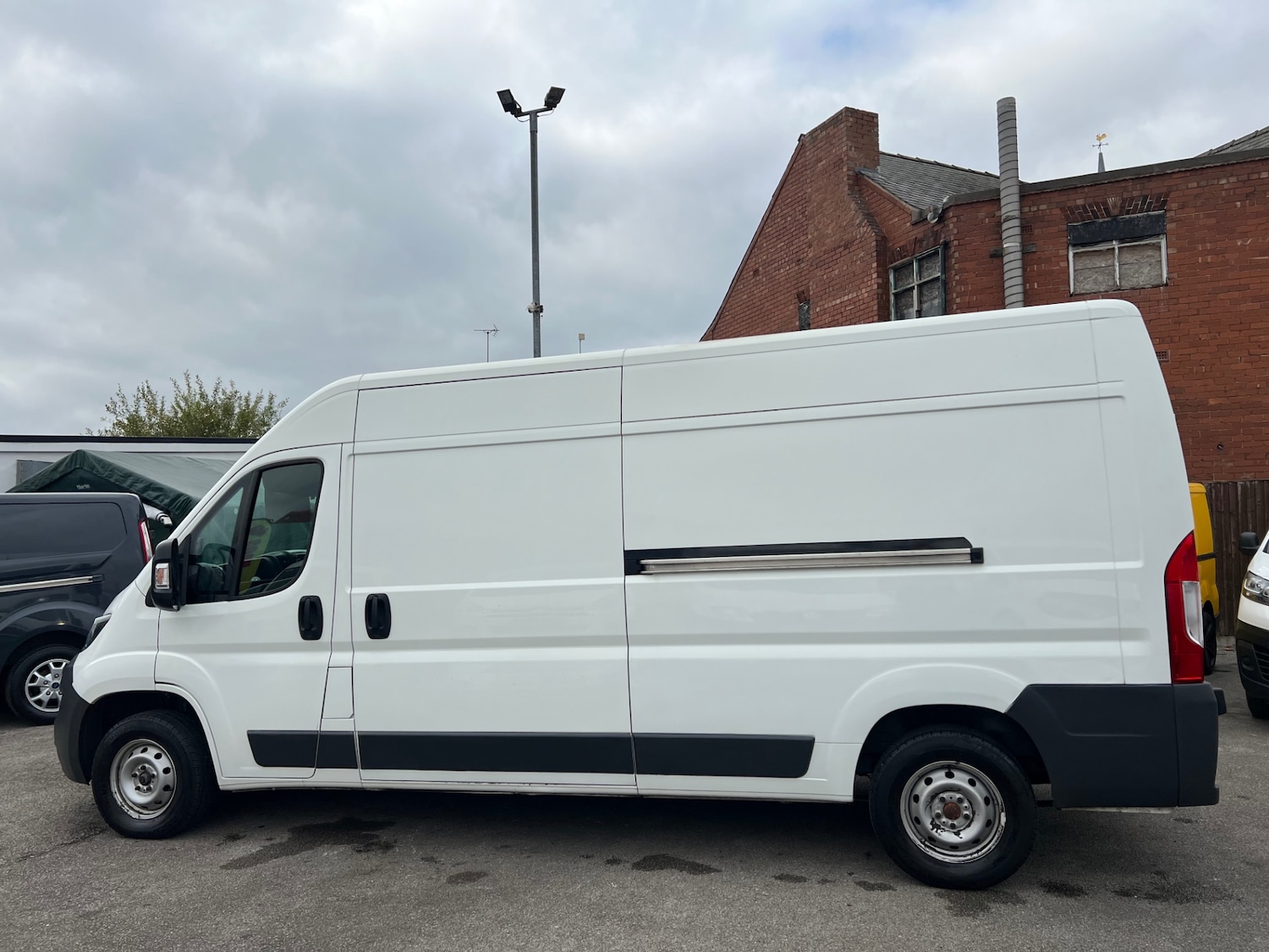 Used Peugeot Boxer 2018 for sale - 76231833: Photo 3
