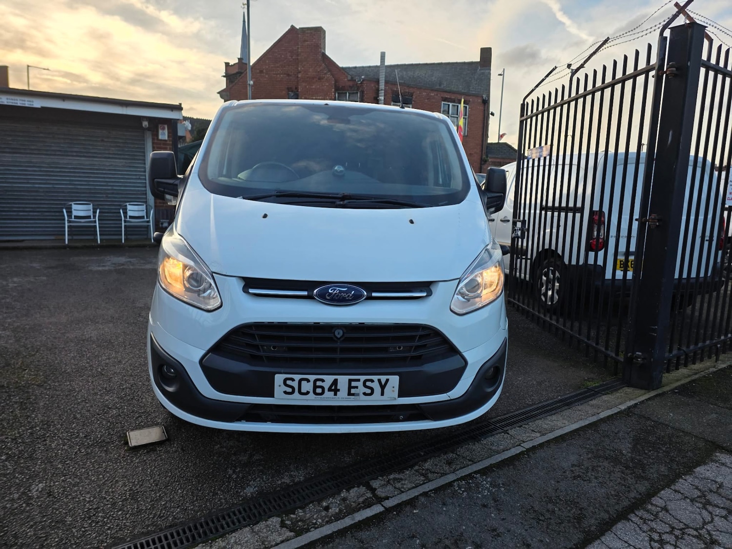 Used Ford Transit Custom 2014 for sale - 77261076: Photo 2