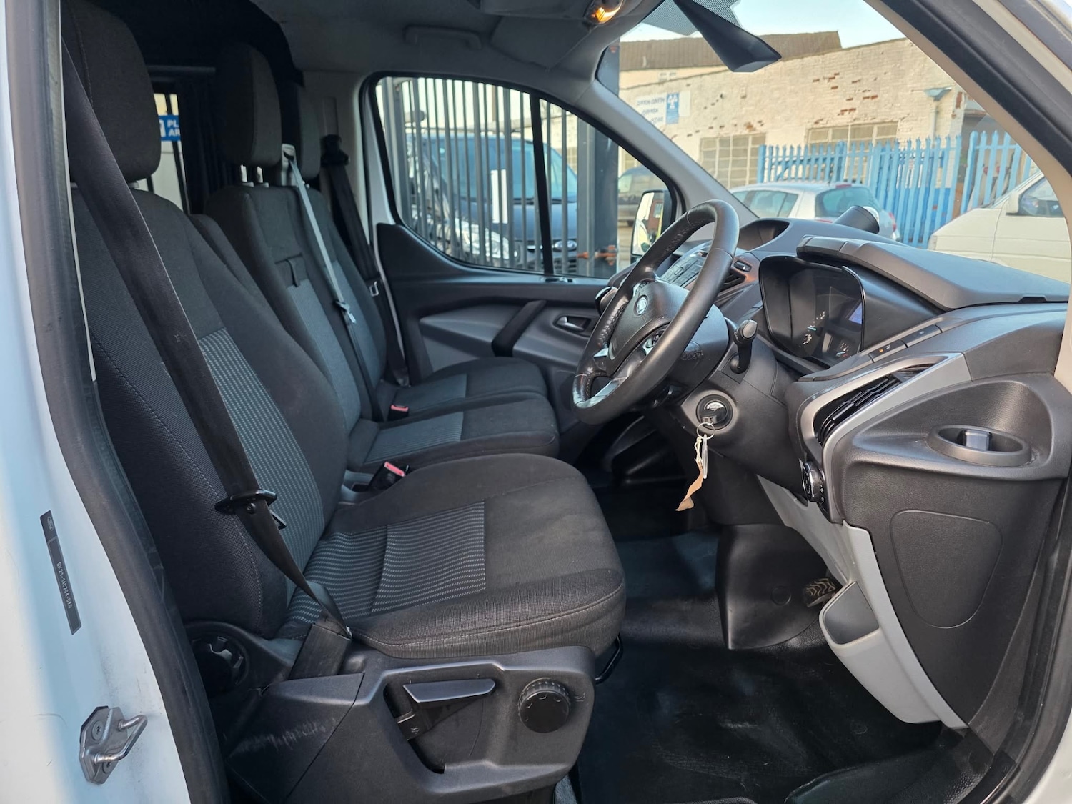 Used Ford Transit Custom 2014 for sale - 77261076: Photo 8
