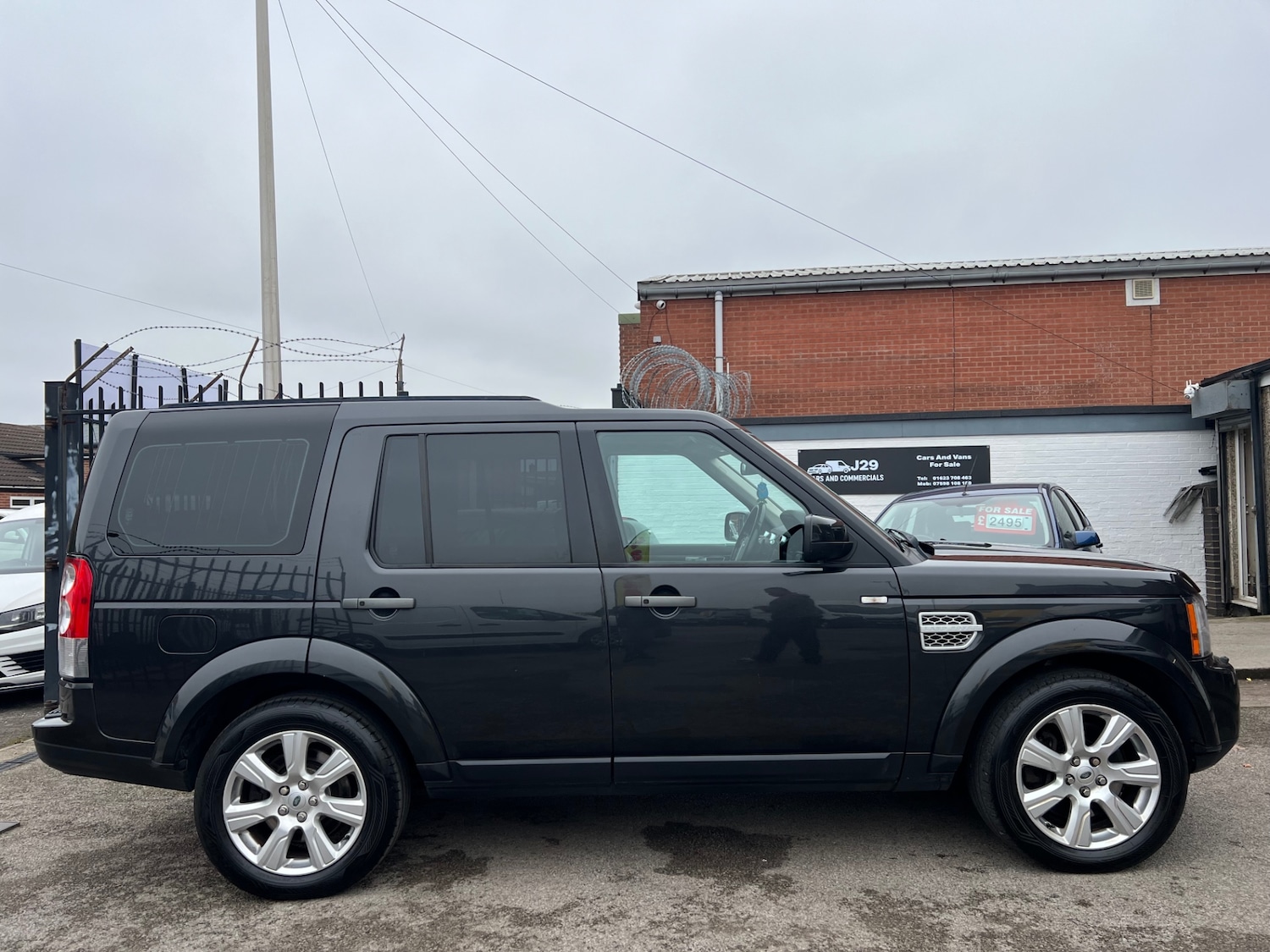 Used Land Rover Discovery 2013 for sale - 76265361: Photo 3